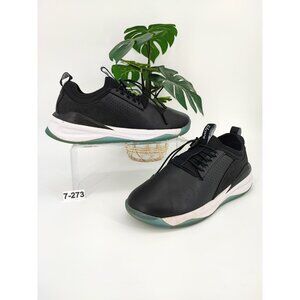 Clove Men's Classic Black Comfort Nursing Shoes Size 7.5 US